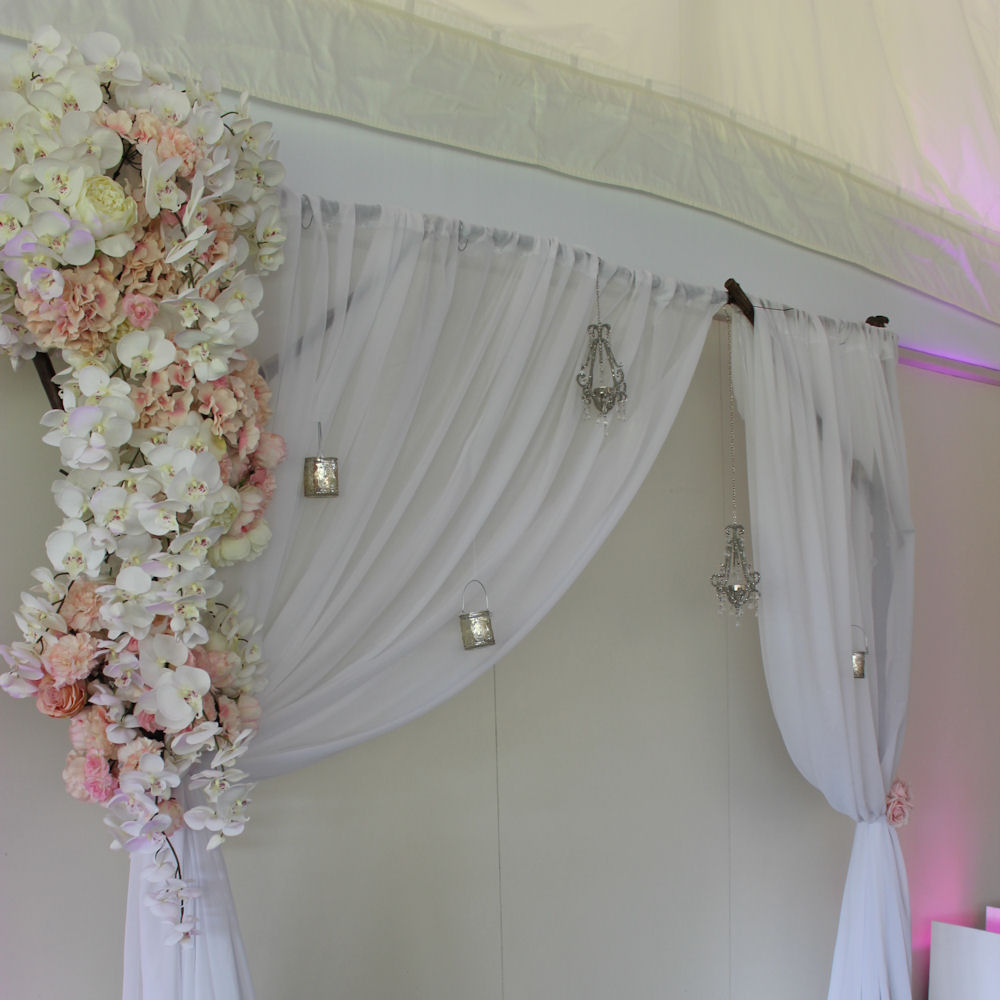 Simple Chiffon Arch 7