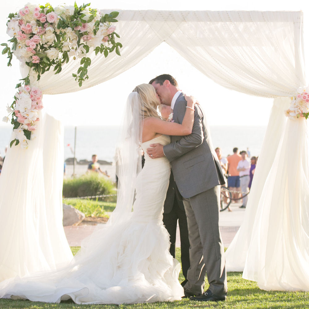 Simple Chiffon Arch 2