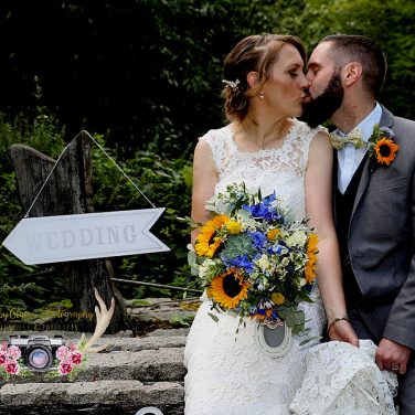 Silver & White Wedding Arrow Sign