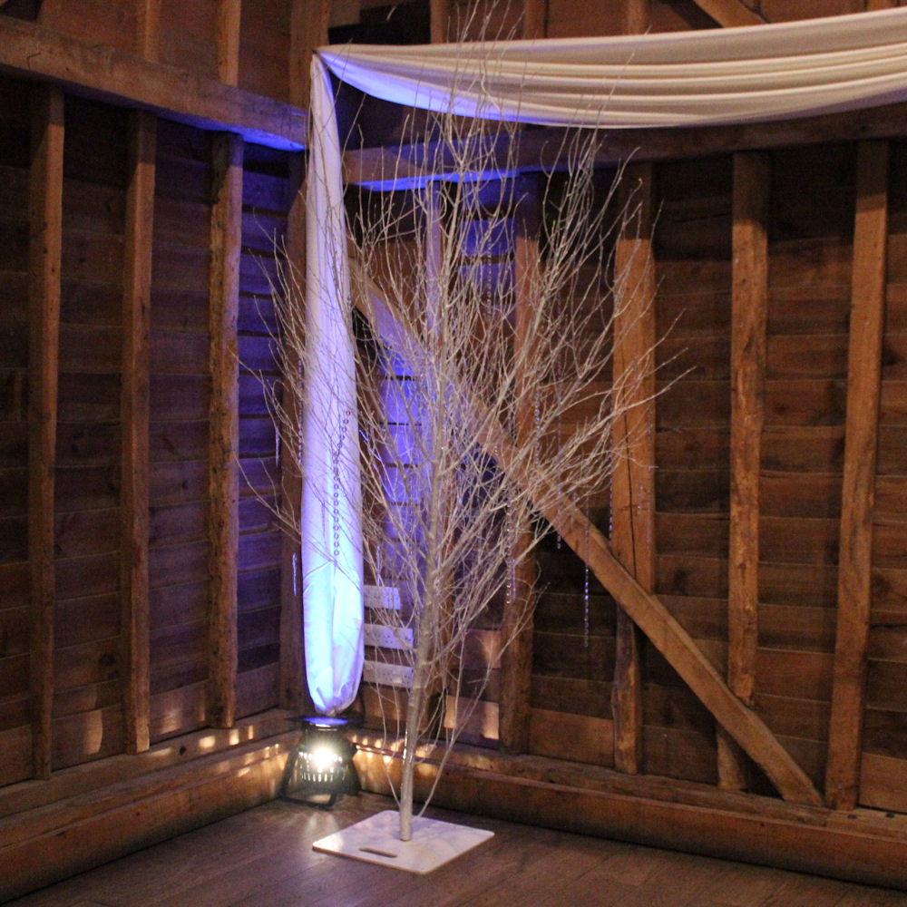 Crystal Garland/Strand 8