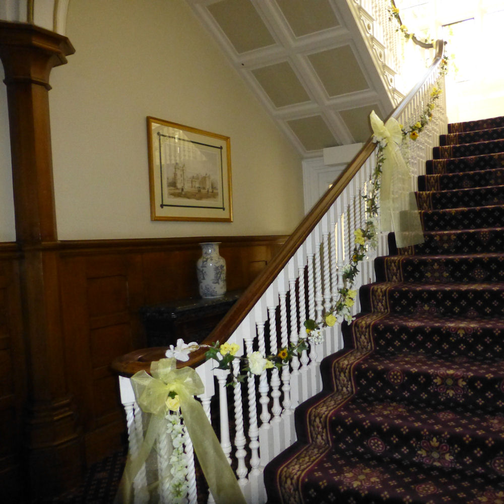 Ivy with Fairy Lighs and Flowers 8