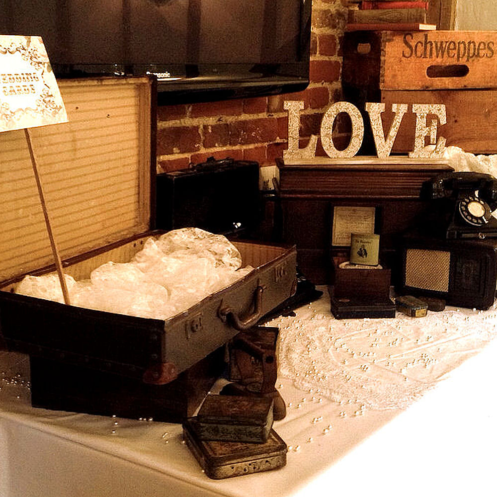 Vintage Trunk/Suitcase Hire - Image 14