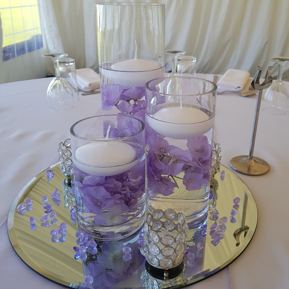 3 Floating Candles in Cylinder Vases