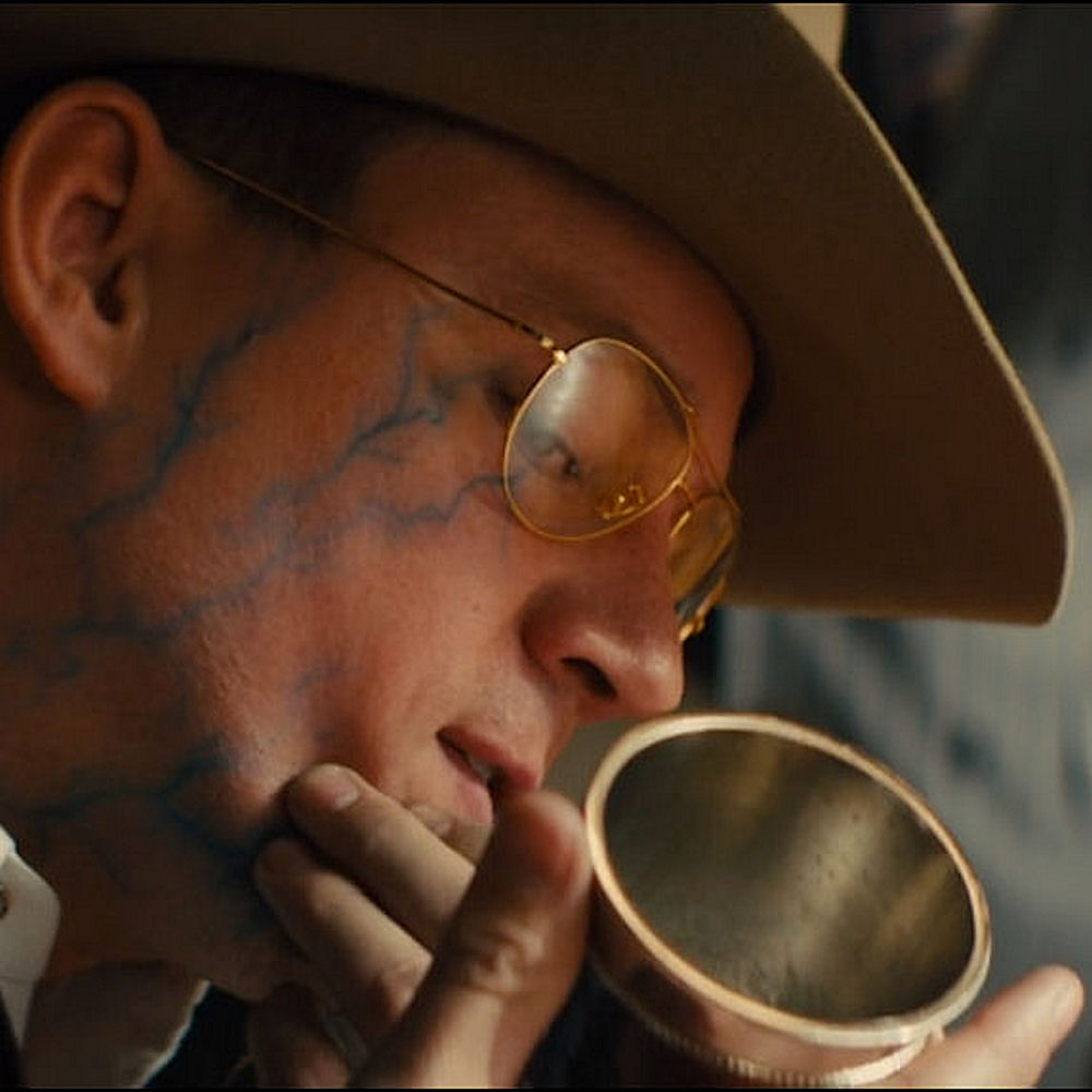 Silver julep cups on the film kingsman 2