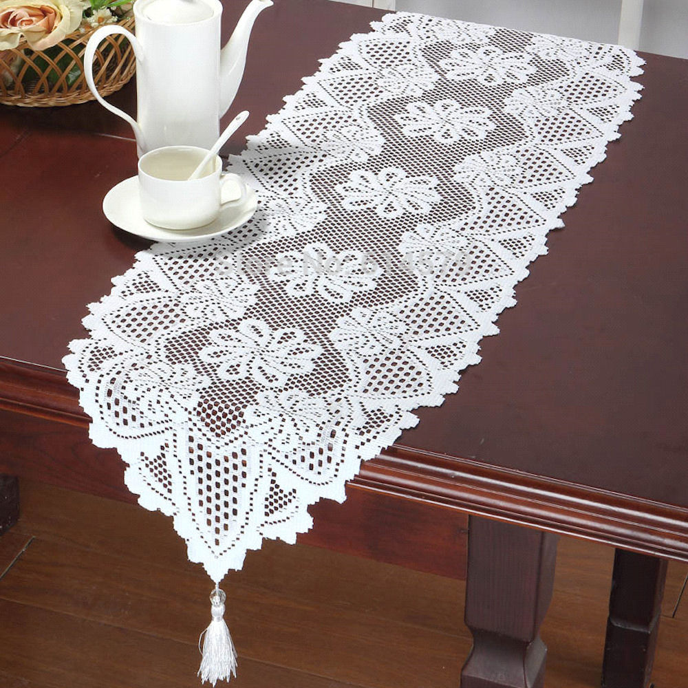 Vintage Lace Crochet Table Runner 1