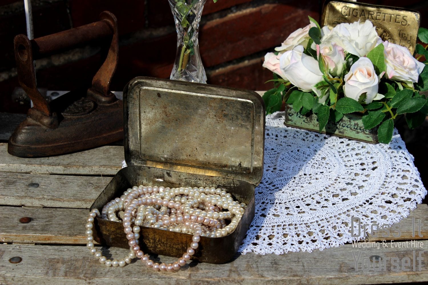 Old Vintage Tins to Hire