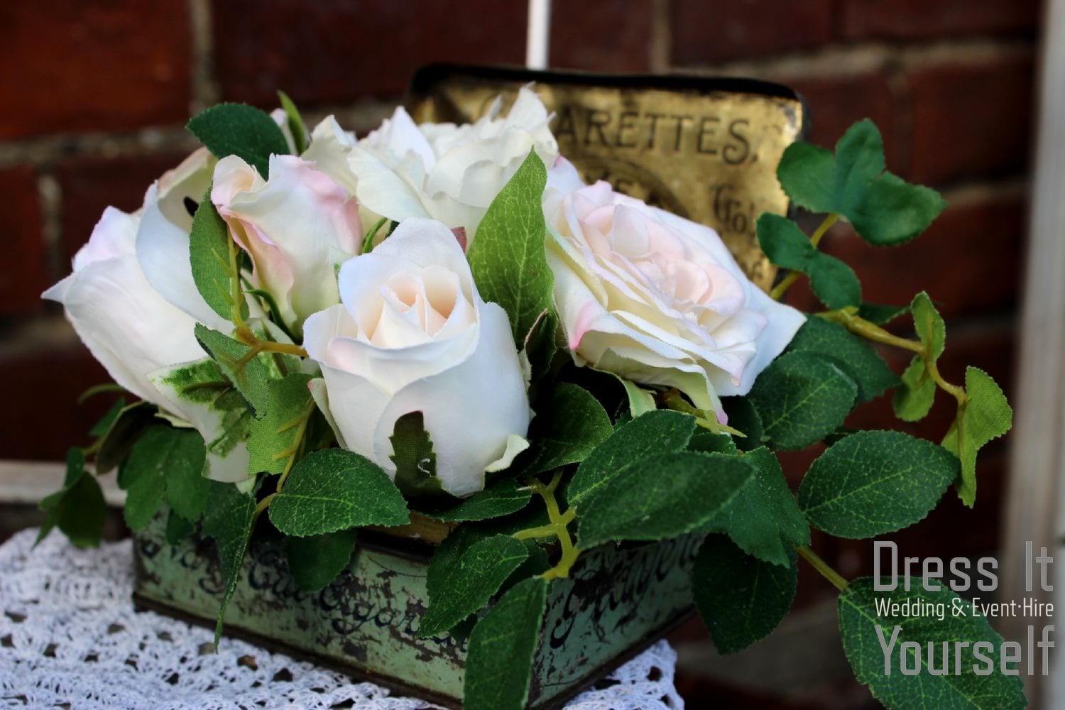 Old Vintage Tins to Hire