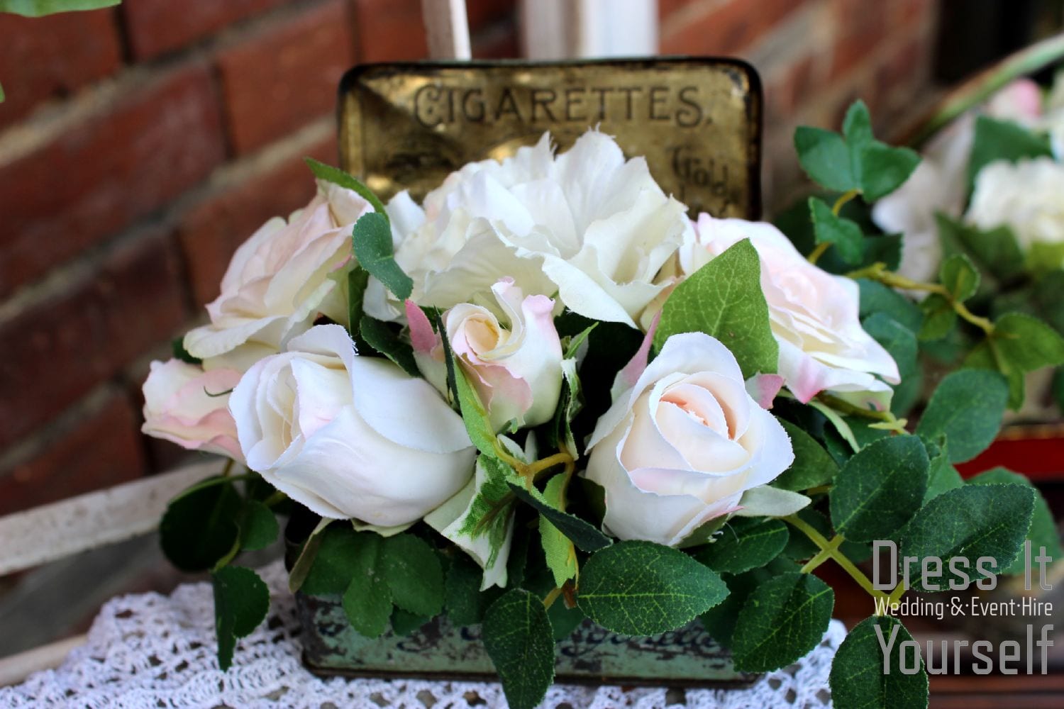 Old Vintage Tins to Hire