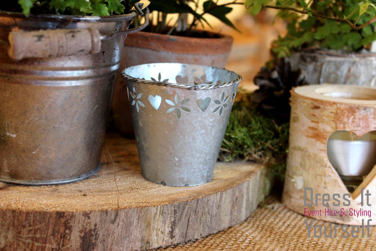 Zinc Rustic Bucket Tea Light Holder Votive