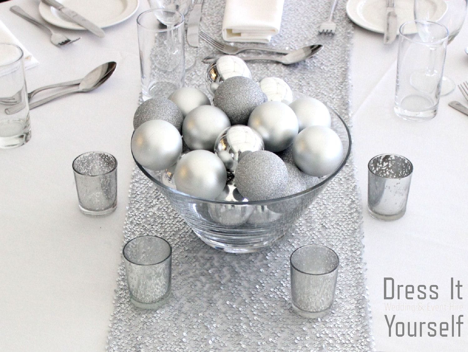 Open Tapered Bowl with Floating Candles & Baulbals