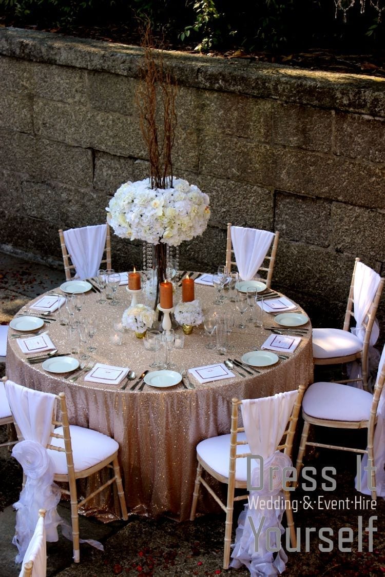 Wide Lily Vase with Ivory Hydrangea Ring & Twigs