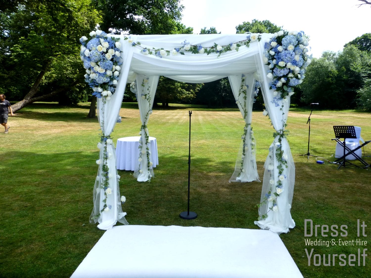 Flat Roof Chuppah Hire