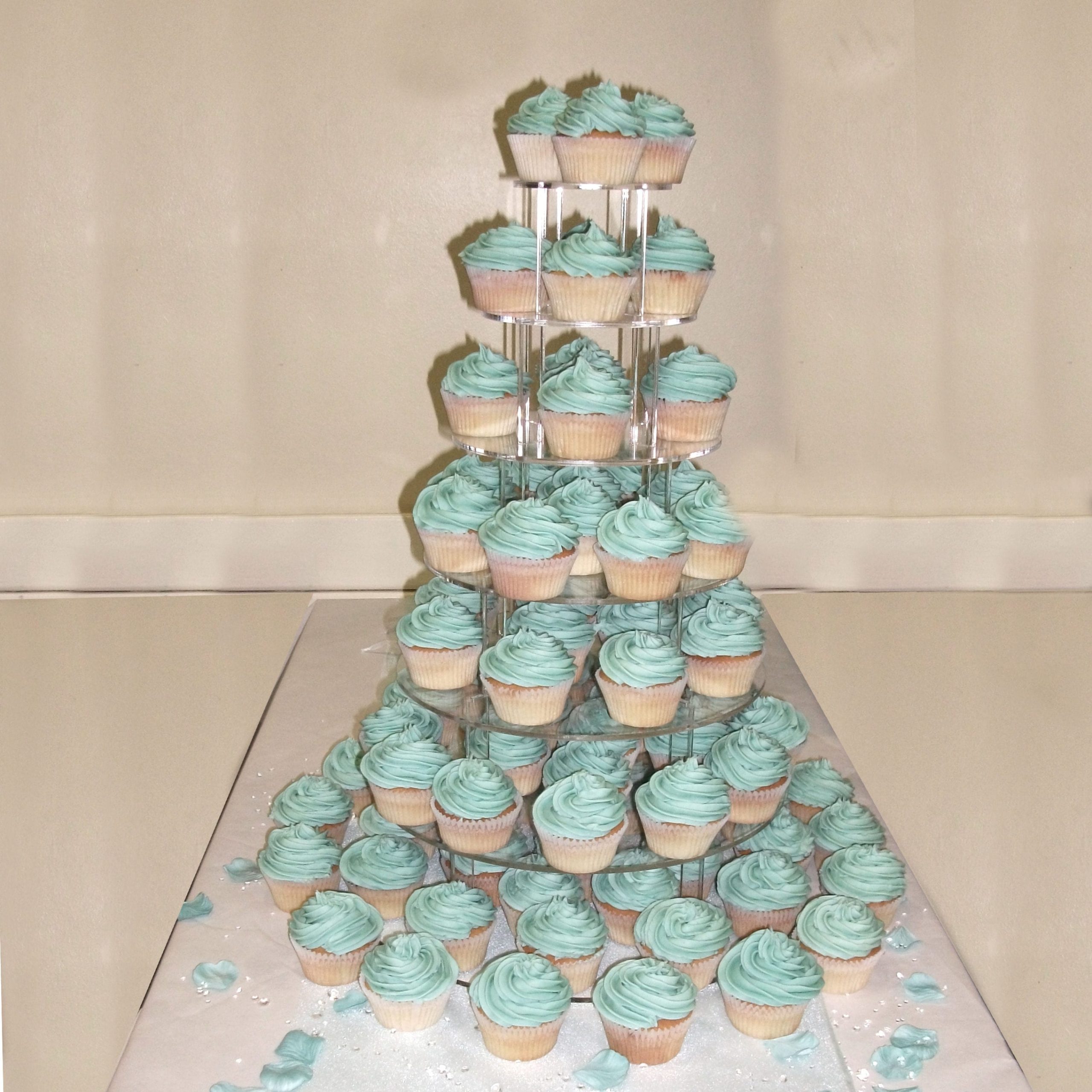 Clear Perspex Acrylic Cup Cake Stand