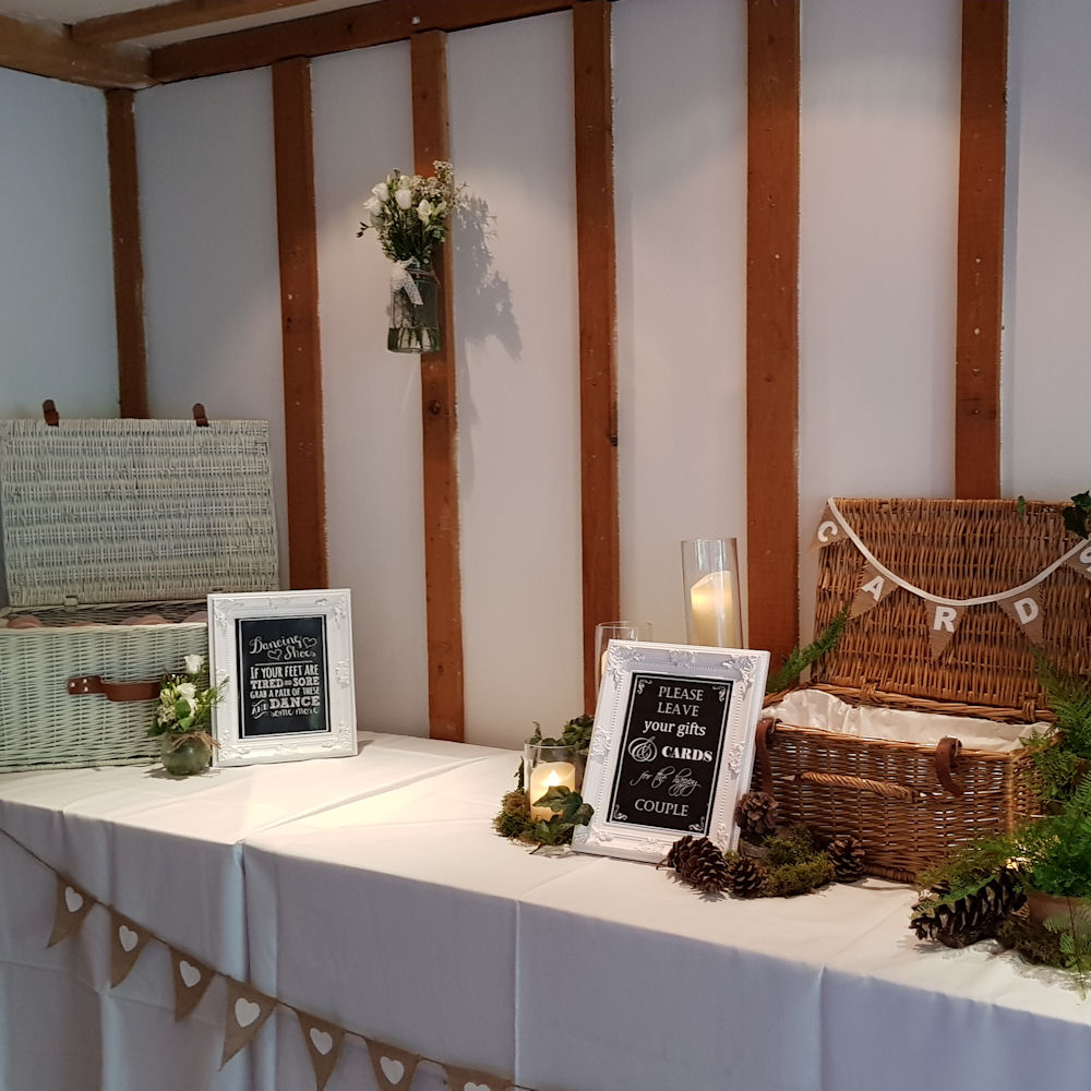 Hamper Card Post Box Hire - Image 6