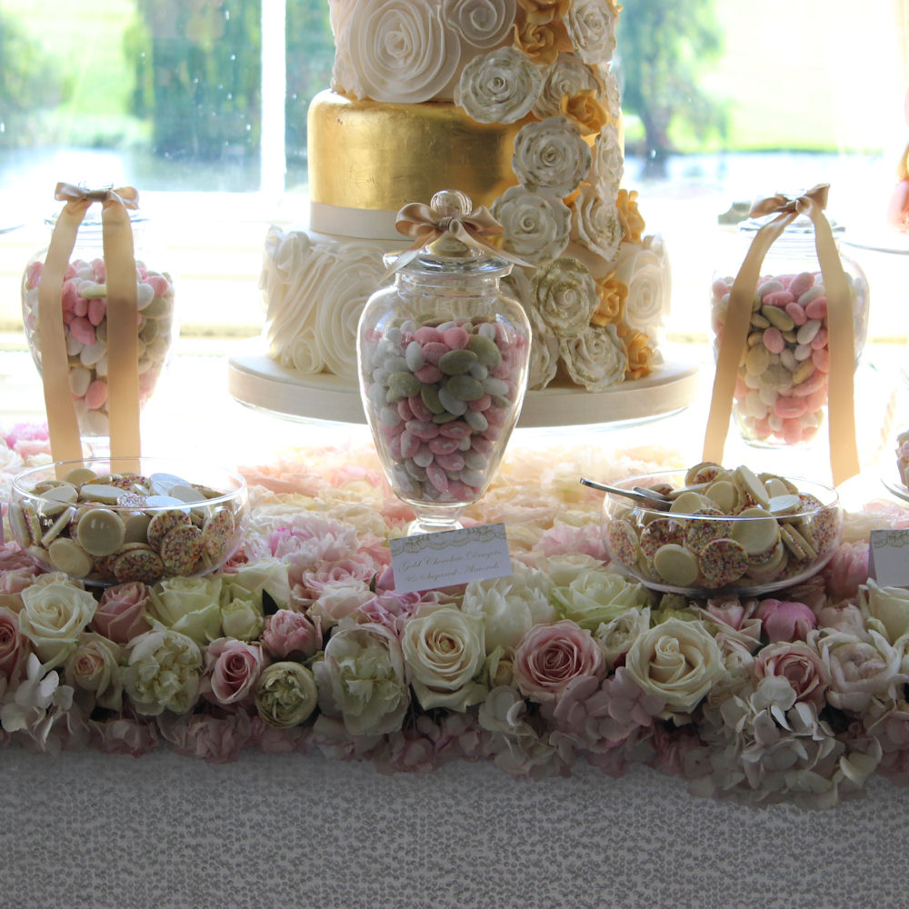 Floral Flower Sweet Table