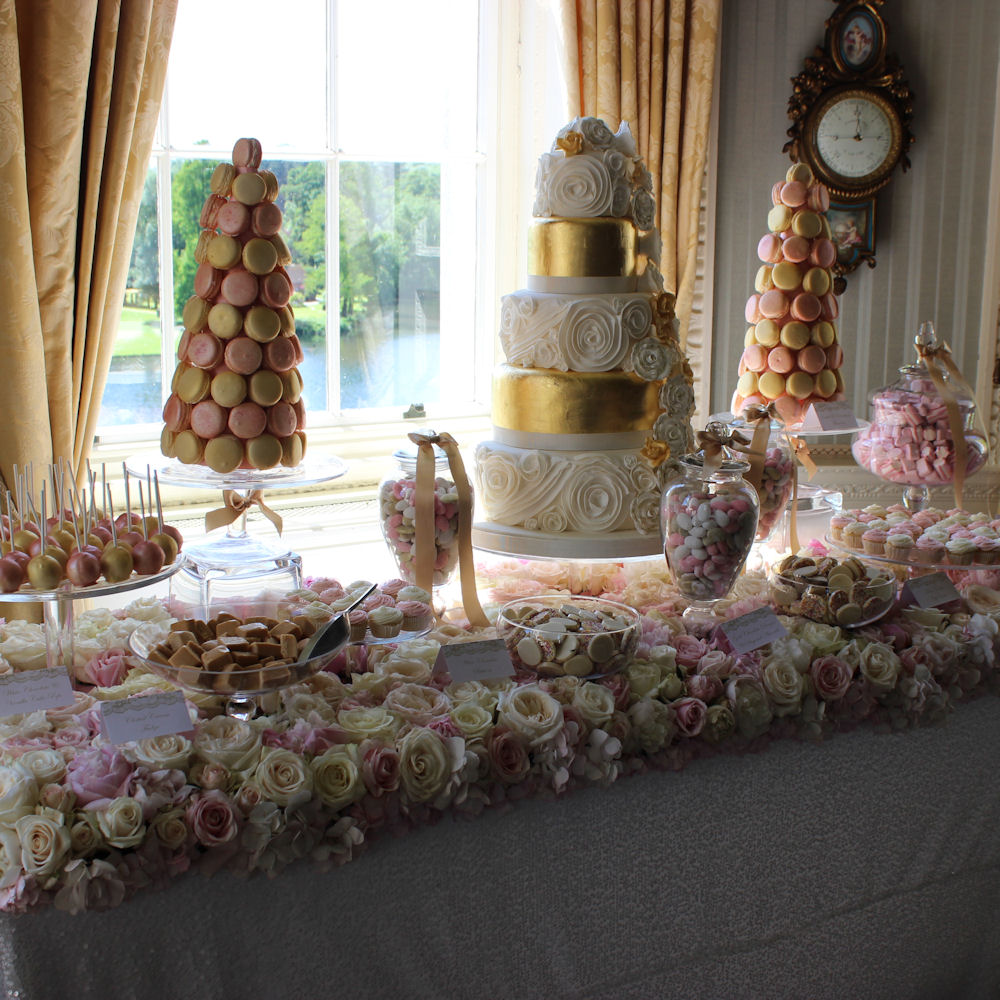 Floral Flower Sweet Table
