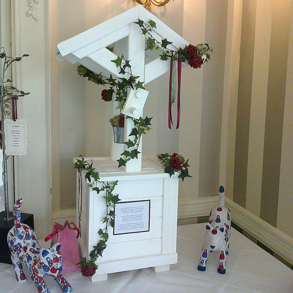 White Wishing Well with Flowers 1