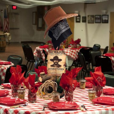 Cowboy Centrepiece with Hat, Sheriff Badge & Wanted Poster