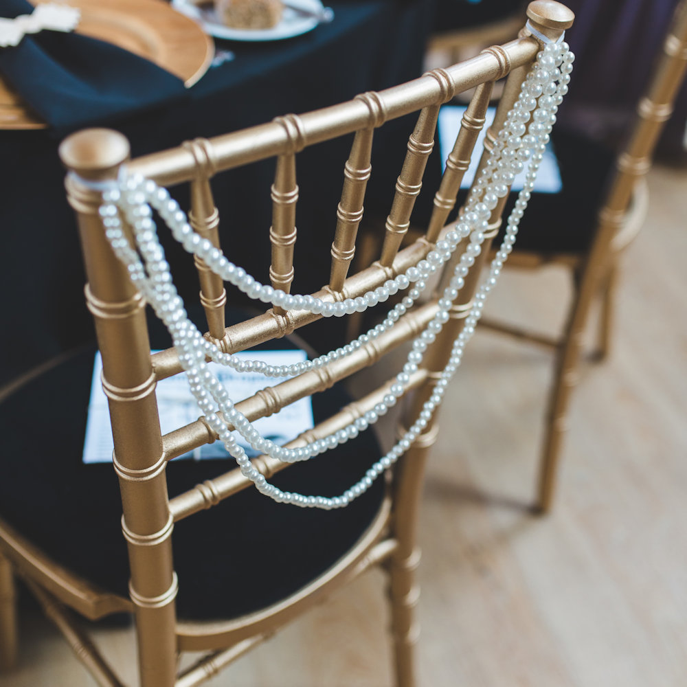 Gatsby Gold Chiavari Chair with Pearl Garland