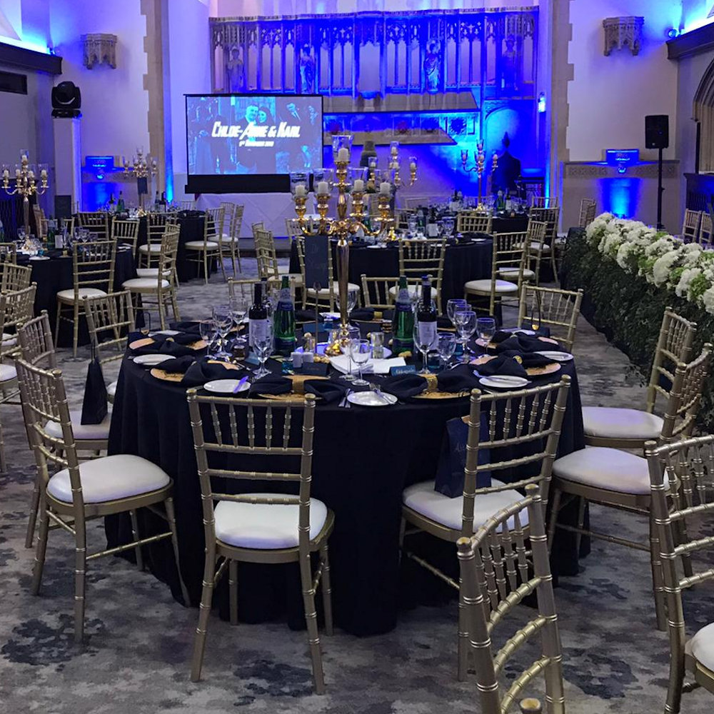 Navy gold hanbury manor poles hall candleabra acrylic charger plates napkins huricane tops SPJ uplighting blue (27)