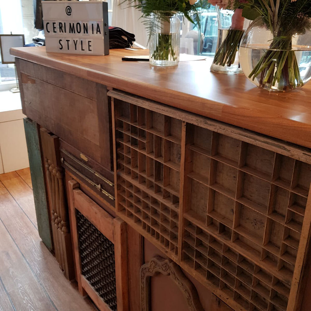 Vintage style bar at ceremonia
