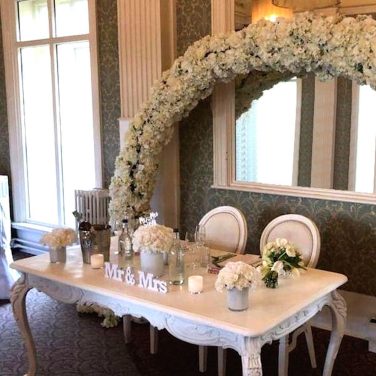 White French Sweetheart Table @ Wedding
