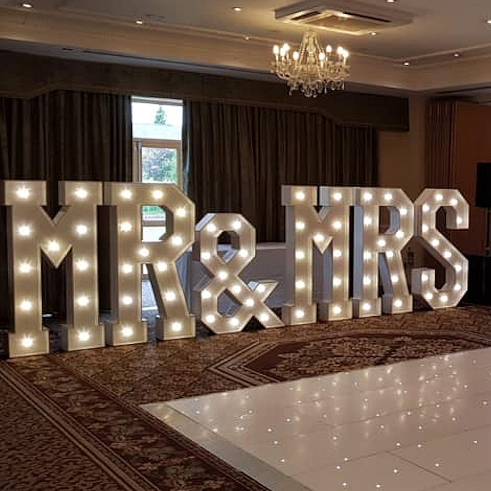 Light Up Mr & Mrs 6