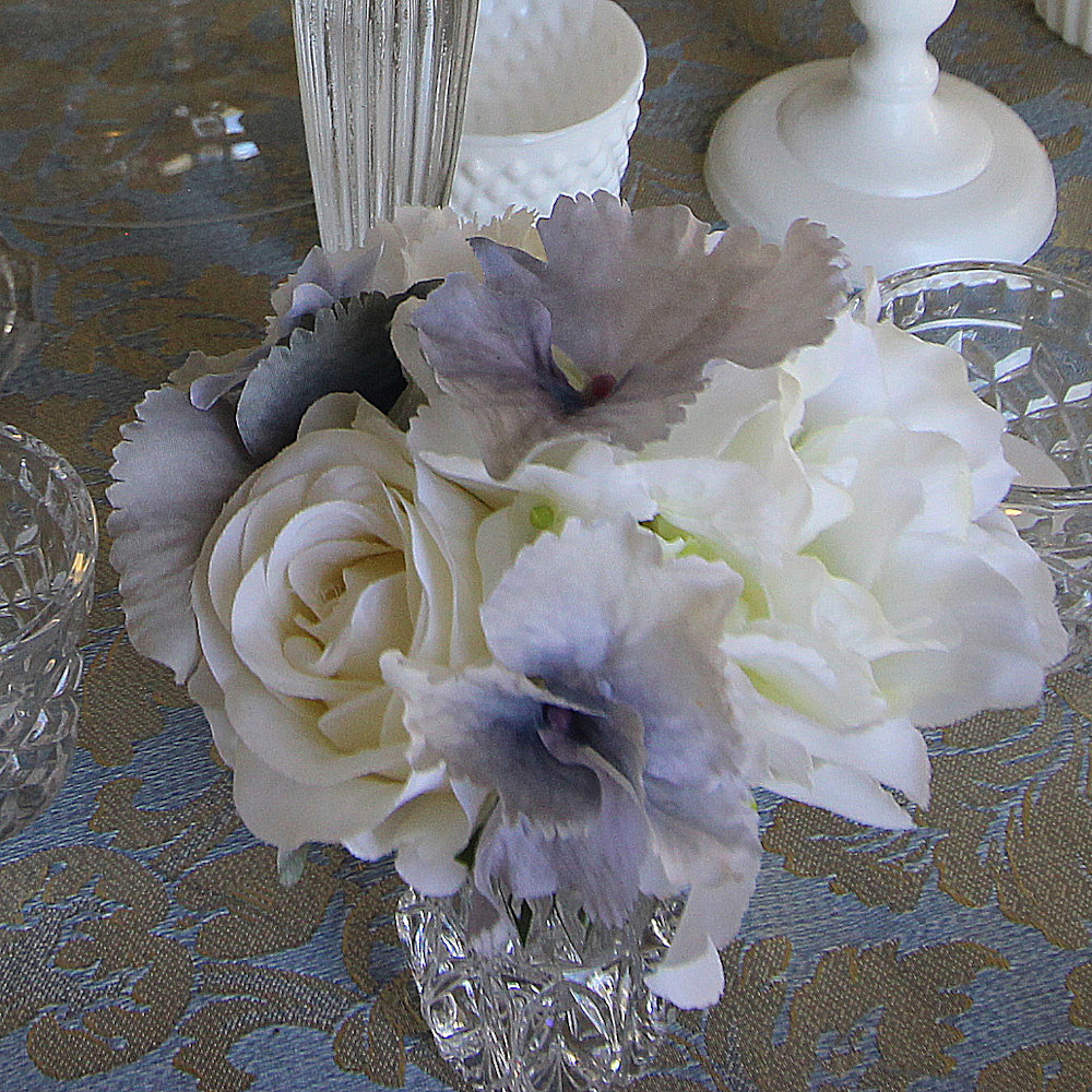 Silk Flower Bunches to Hire for Bud Vases & Bottles - Image 10