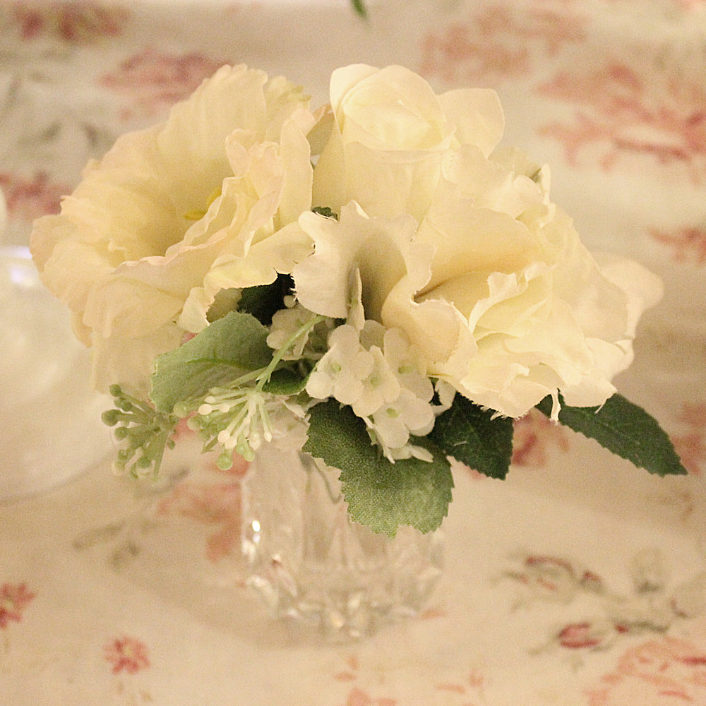 Silk Flower Bunches to Hire for Bud Vases & Bottles - Image 17