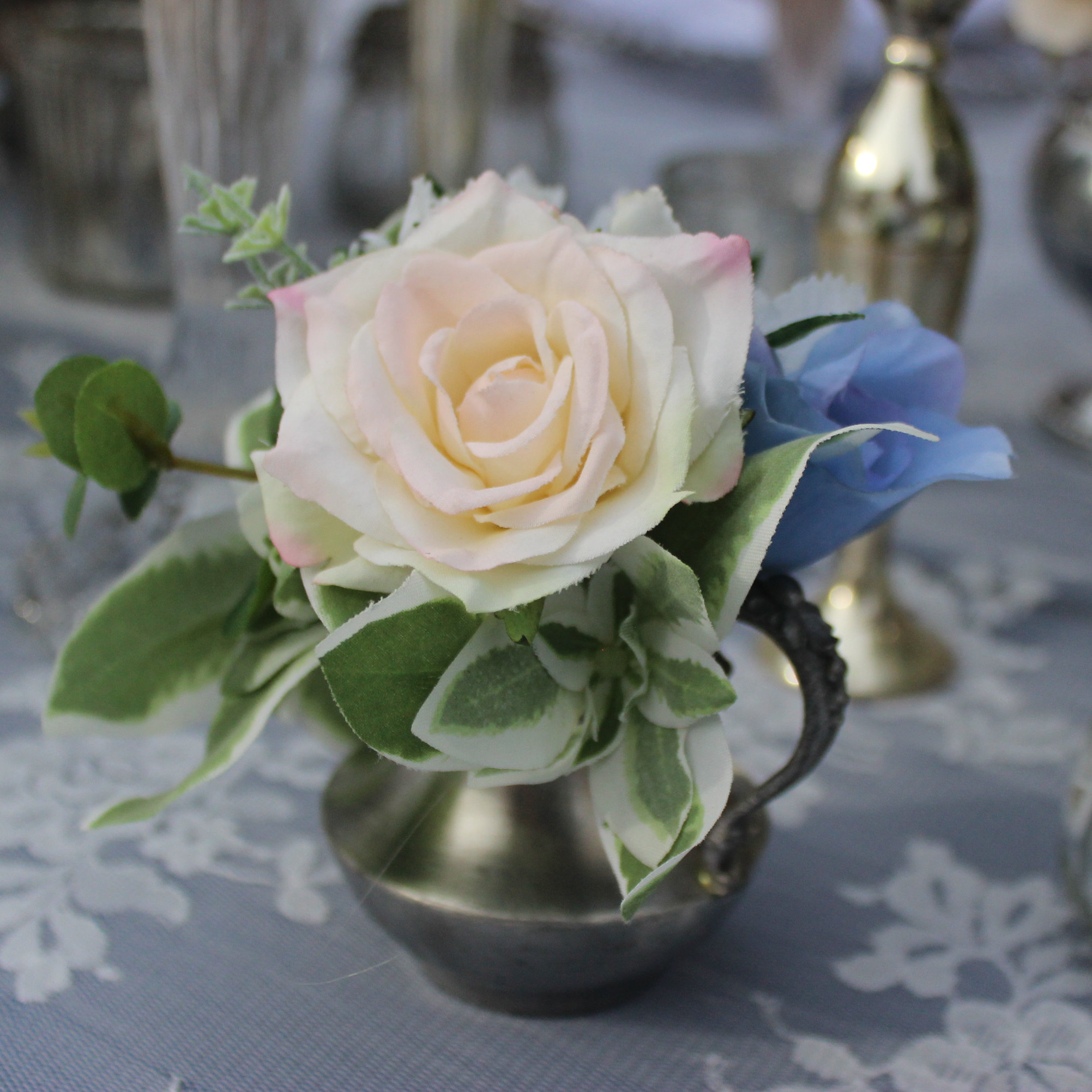 Silk Flower Bunches to Hire for Bud Vases & Bottles - Image 6