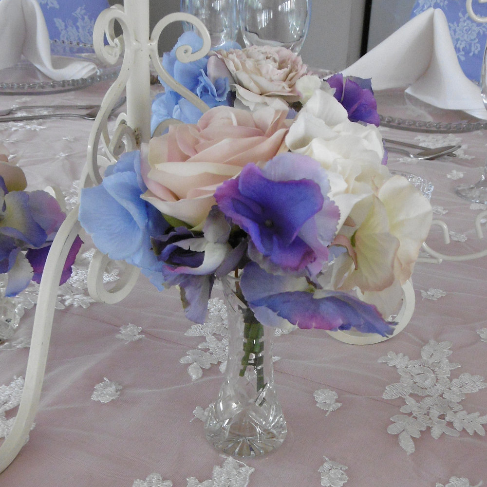 Silk Flower Bunches to Hire for Bud Vases & Bottles - Image 28
