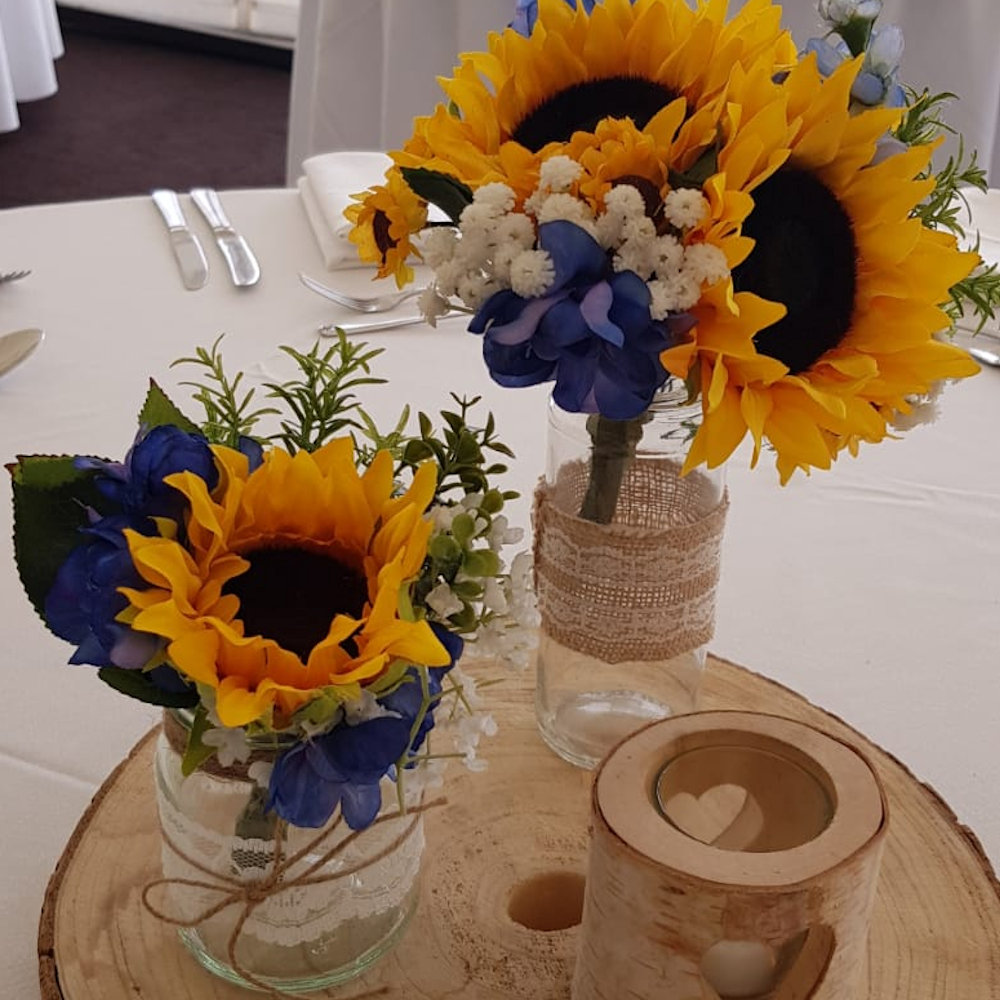 Silk Flower Bunches to Hire for Bud Vases & Bottles - Image 39