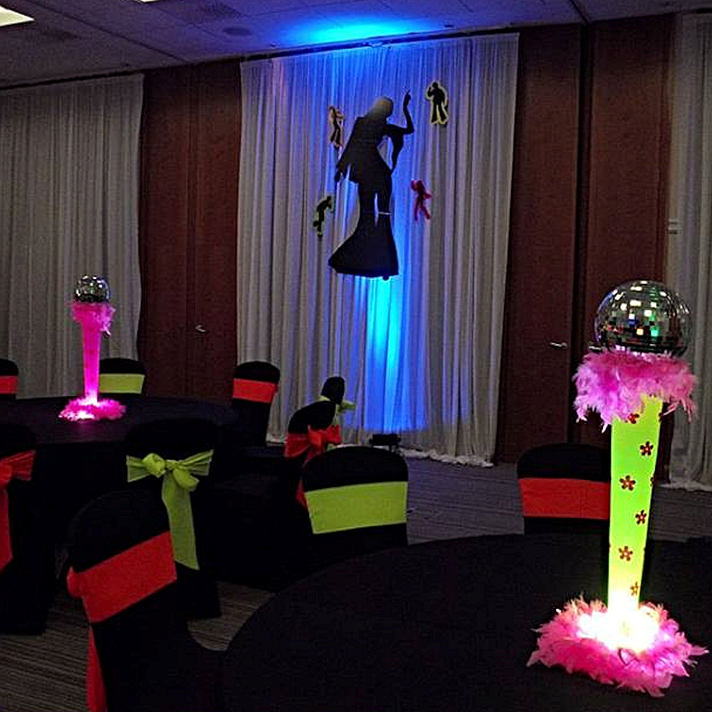 1960's 1970's Sixties Sevenites Party Ideas Decor