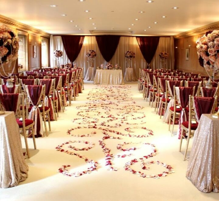 Burgundy & Champagne Brocket Hall