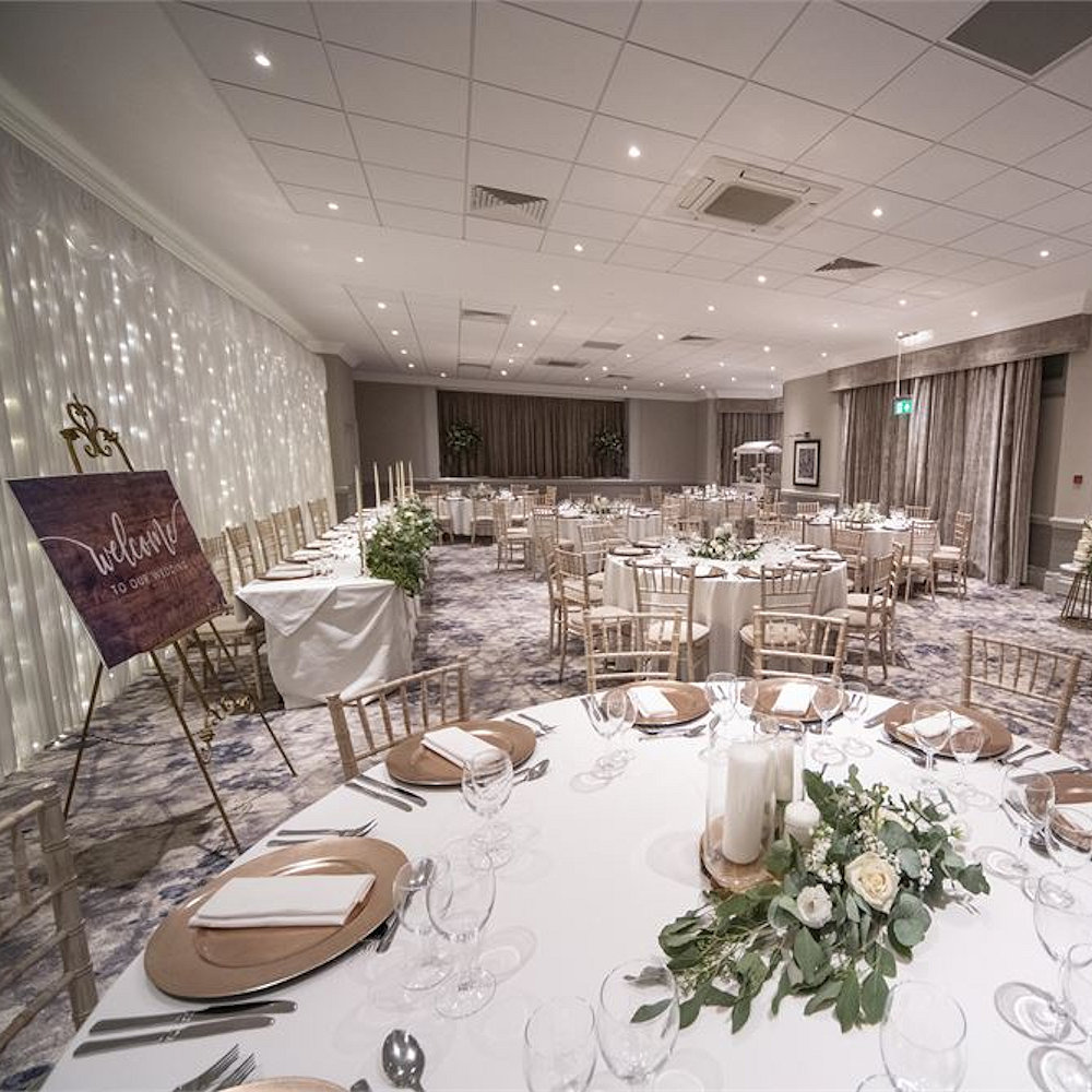Hanbury Manor Hotel Wedding Thundridge Suite