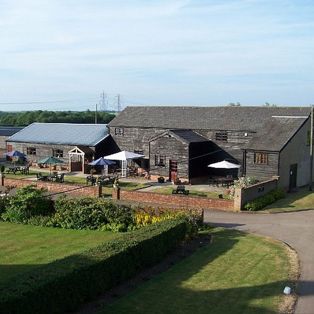 Milling Barn Bluntswood Hall Throcking Buntingford Barn Wedding Venue Hire
