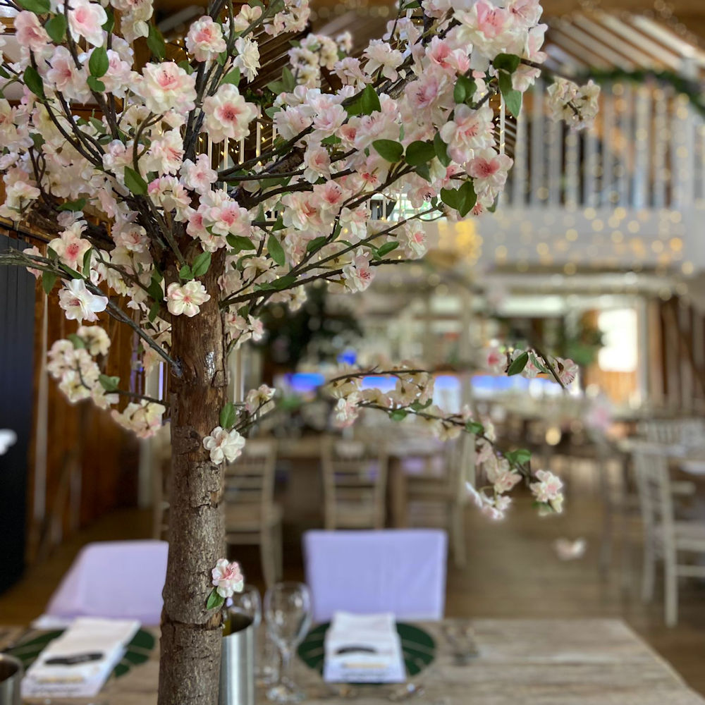 Milling Barn Bluntswood Hall Throcking Buntingford Barn Wedding Venue Hire