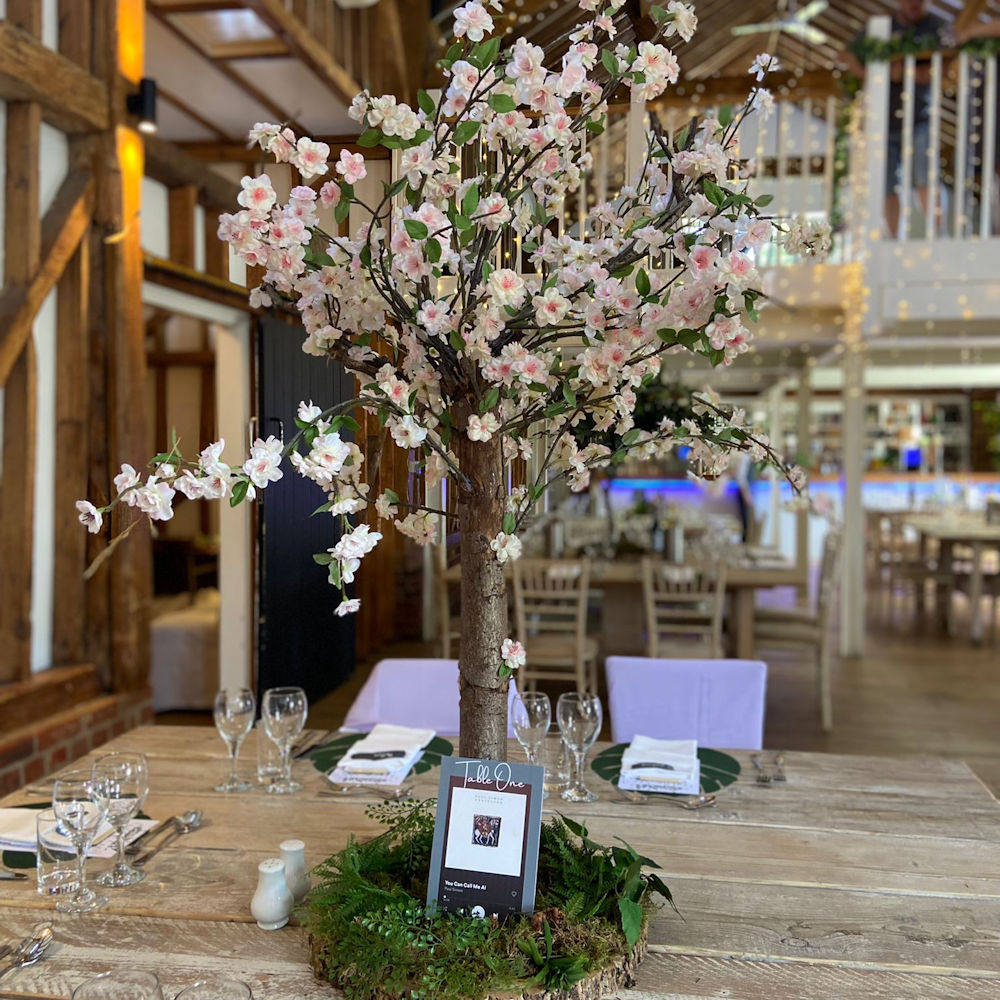 Milling Barn Bluntswood Hall Throcking Buntingford Barn Wedding Venue Hire
