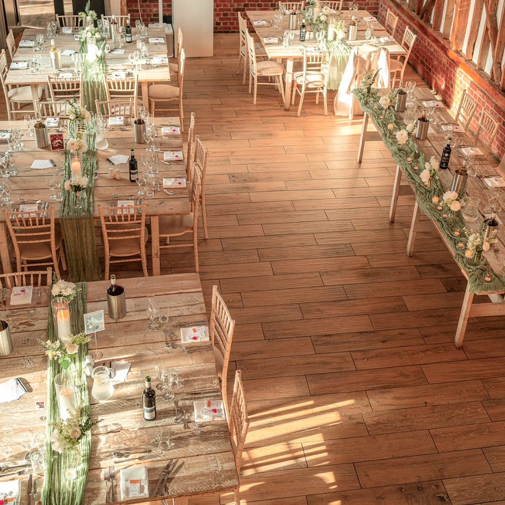 Milling Barn Bluntswood Hall Throcking Buntingford Barn Wedding Venue Hire